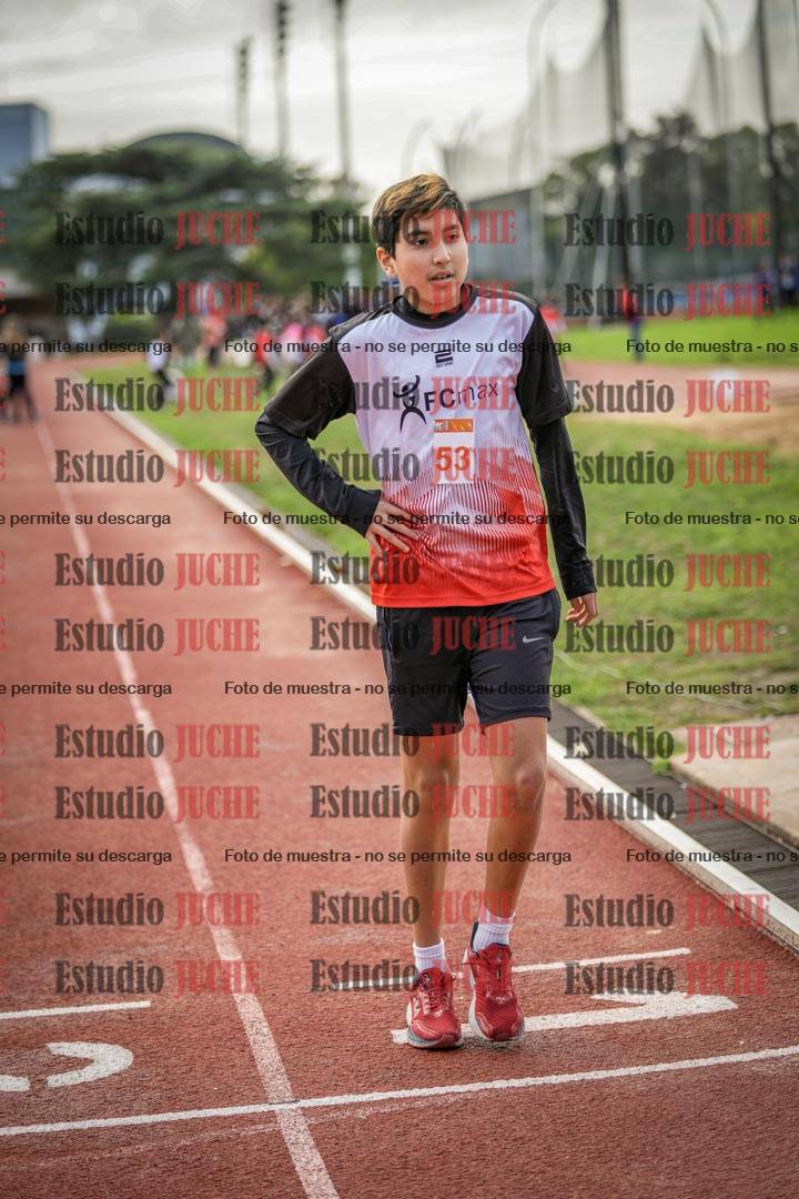 Fotos de los 600 m llanos de varones