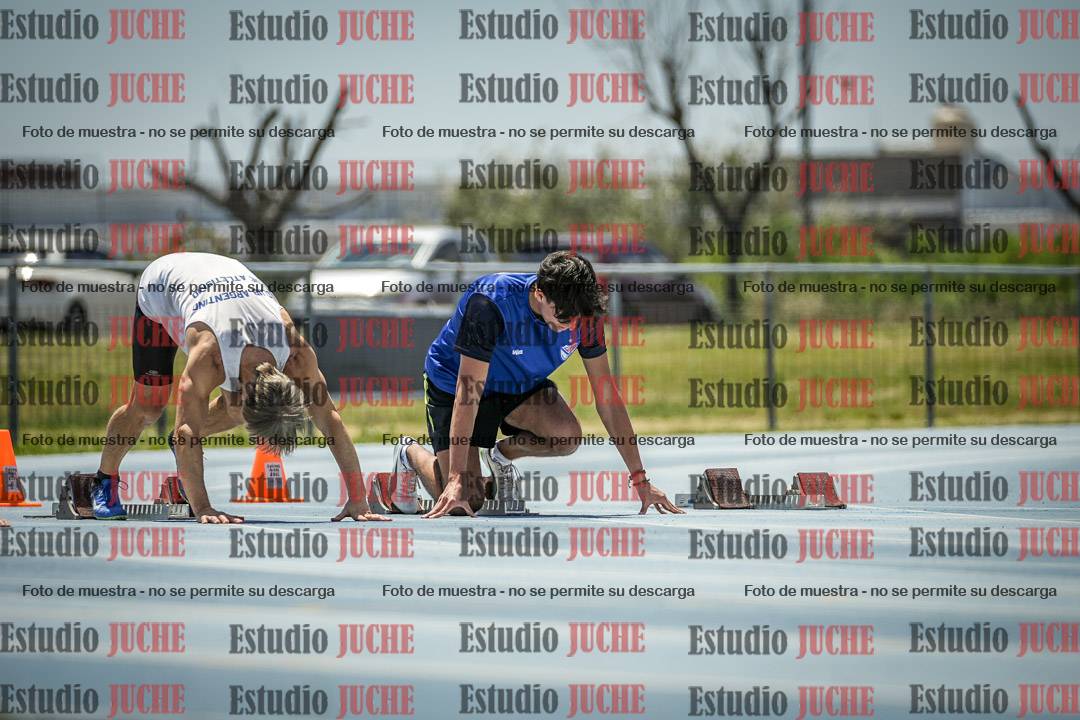 Fotos de los 100 m llanos de varones