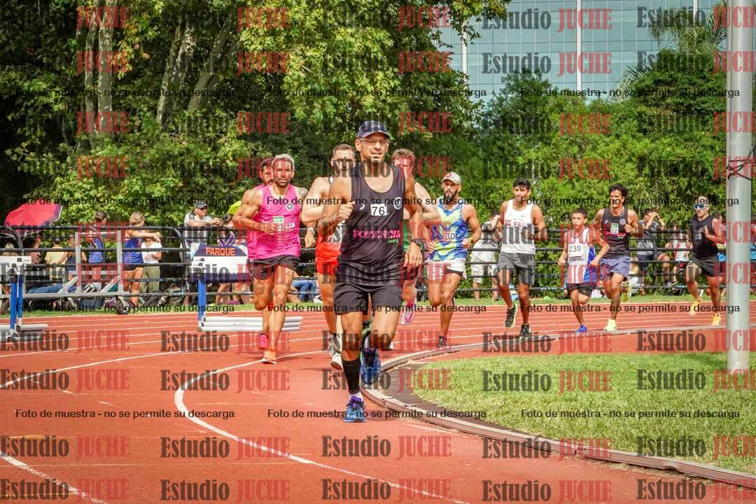 Fotos de los 3000 m llanos de varones