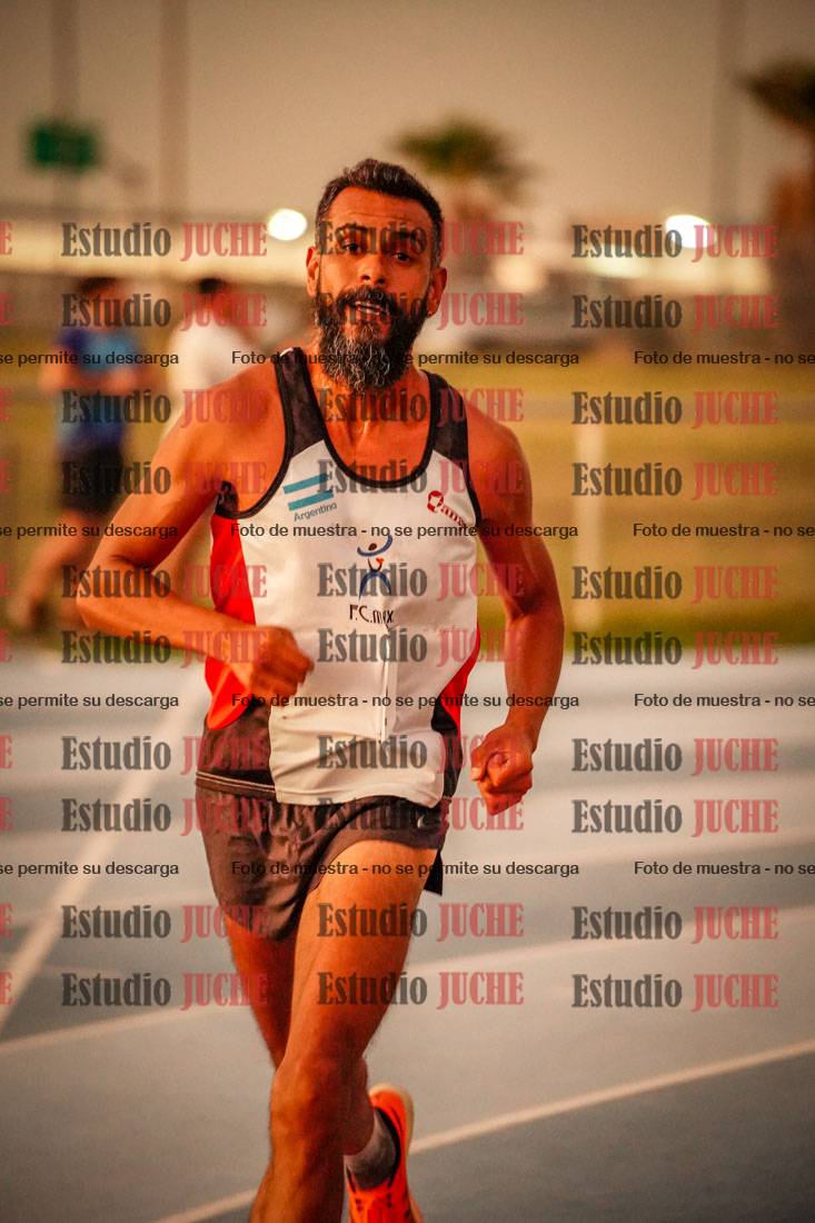 Fotos de los 3000 m llanos de varones