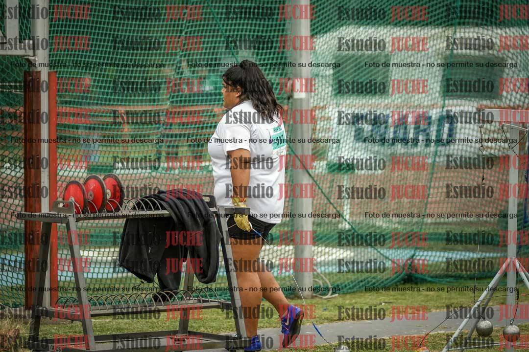 Fotos del lanzamiento de martillo de mujeres