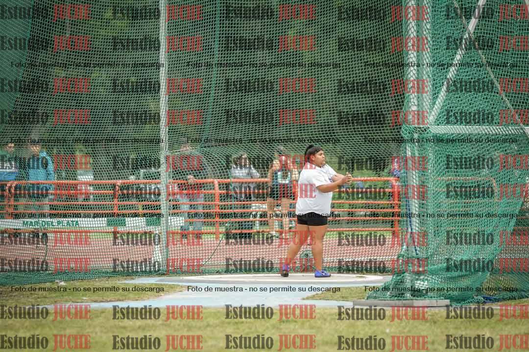 Fotos del lanzamiento de martillo de mujeres