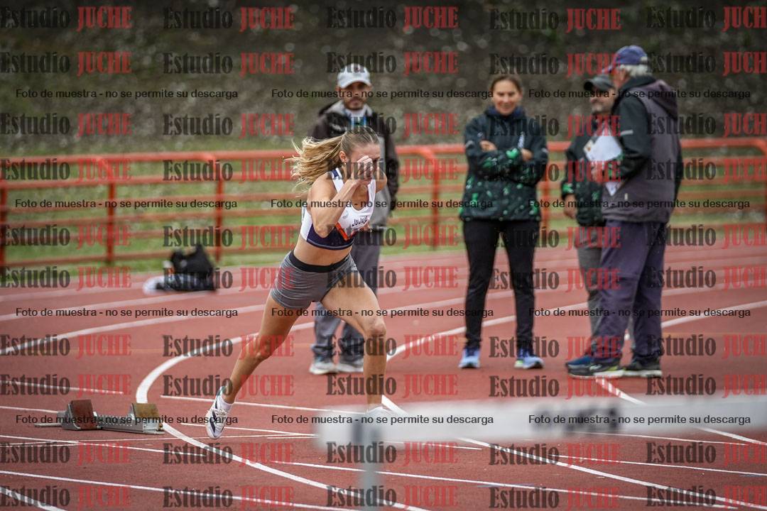 Fotos de los 100 m con vallas de mujeres