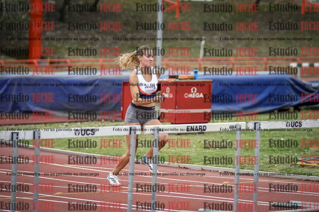 Fotos de los 100 m con vallas de mujeres