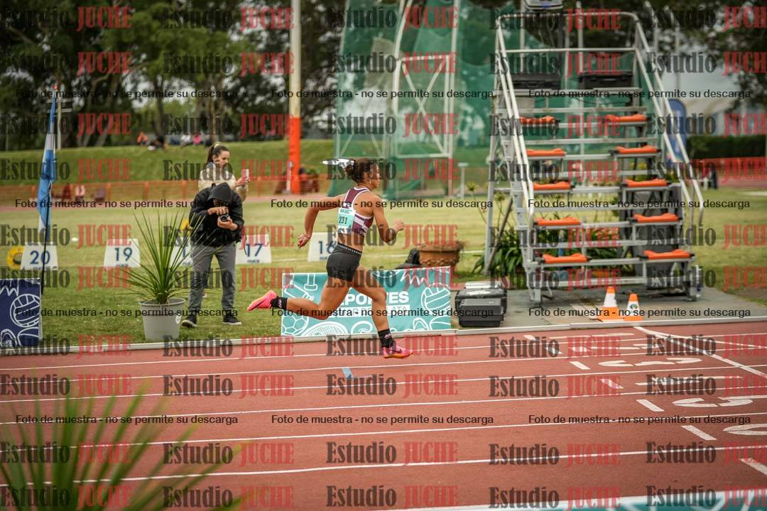 Fotos de los 100 m con vallas de mujeres