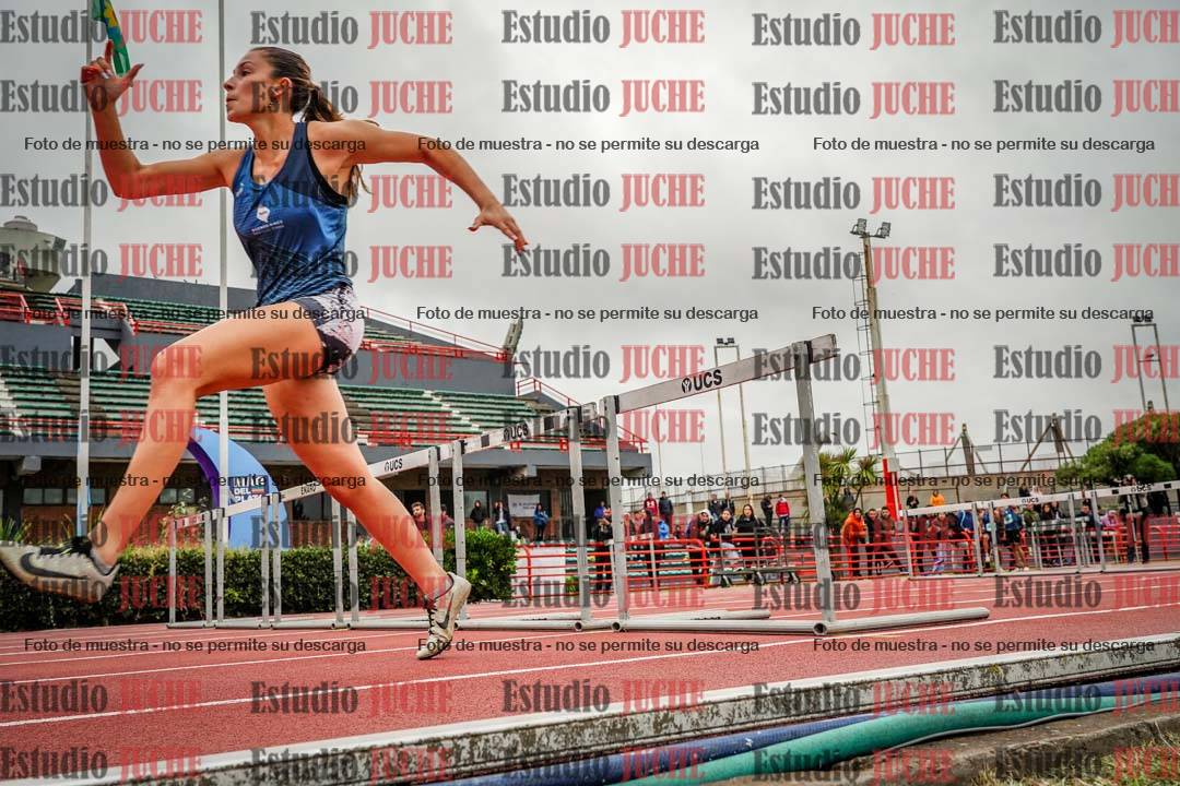 Fotos de los 100 m con vallas de mujeres