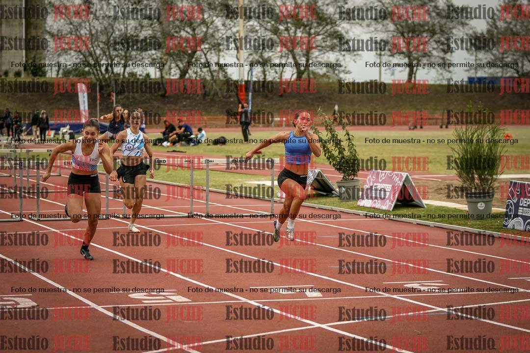 Fotos de los 100 m con vallas de mujeres
