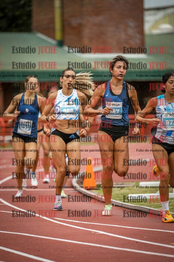 Fotos de los 1500 m llanos de mujeres