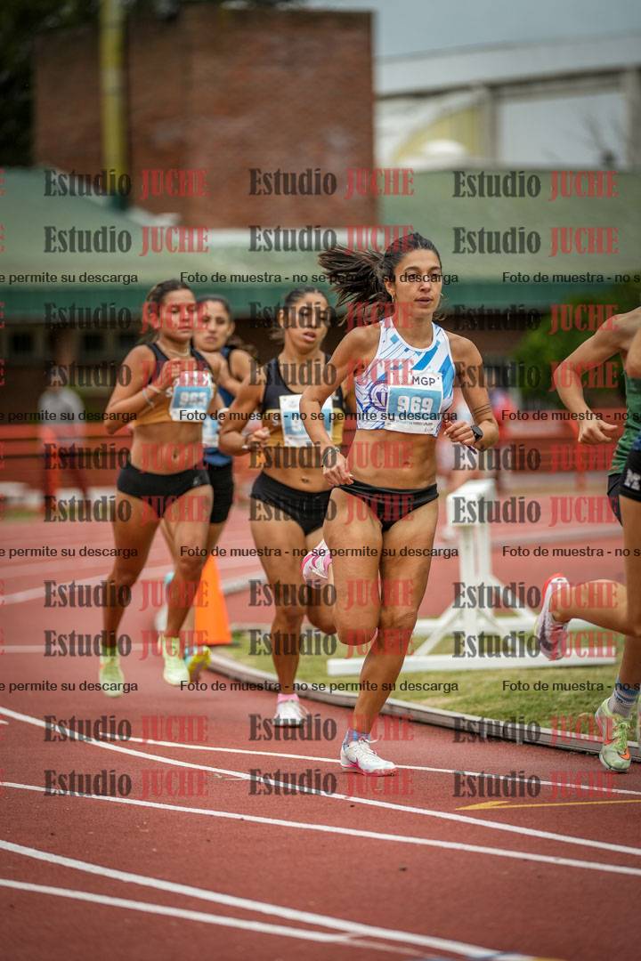 Fotos de los 1500 m llanos de mujeres
