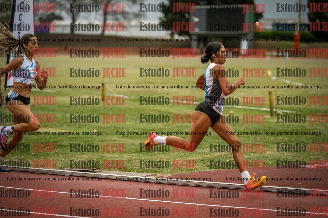 Fotos de los 1500 m llanos de mujeres