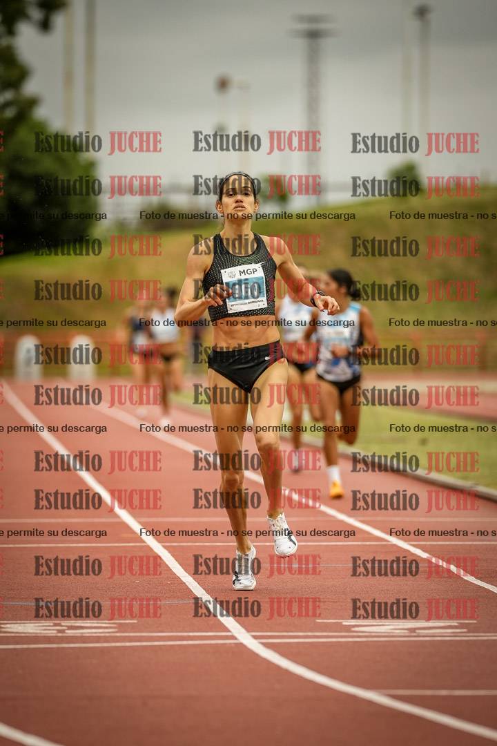 Fotos de los 1500 m llanos de mujeres