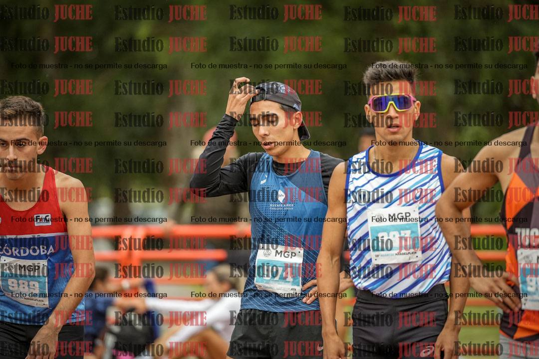 Fotos de los 1500 m llanos de varones