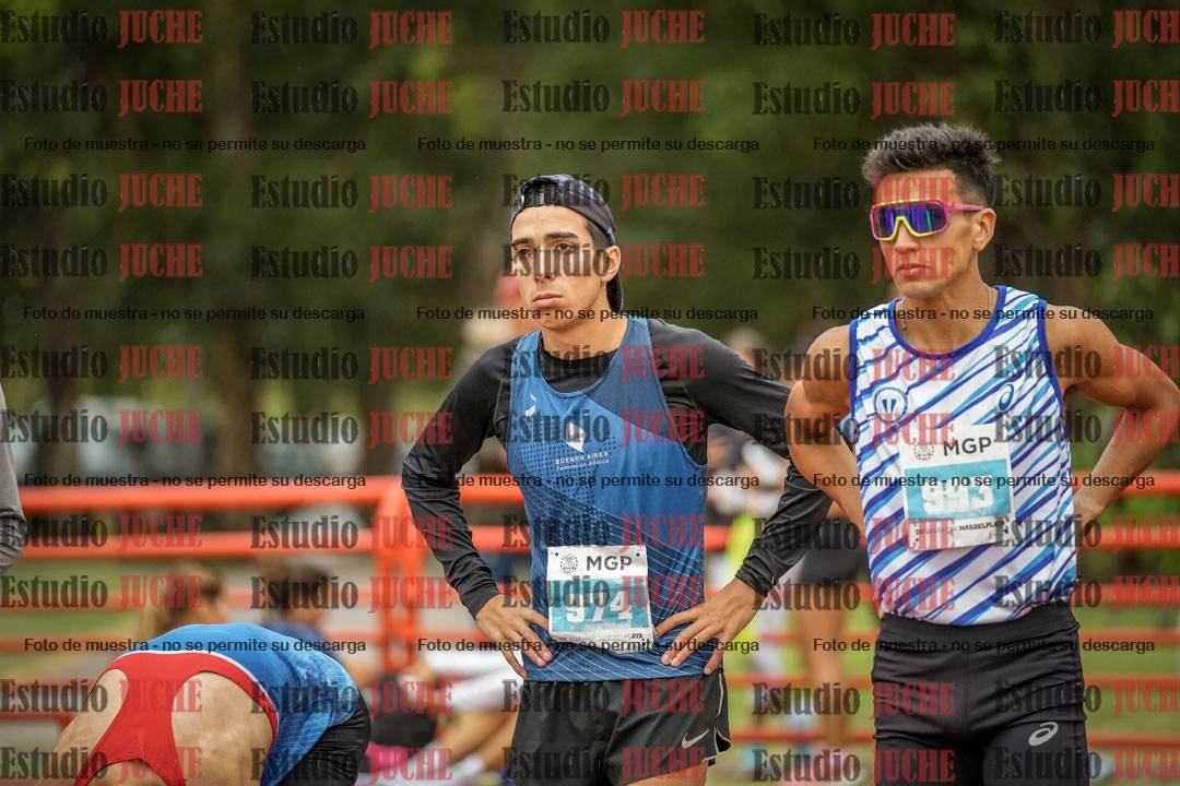 Fotos de los 1500 m llanos de varones