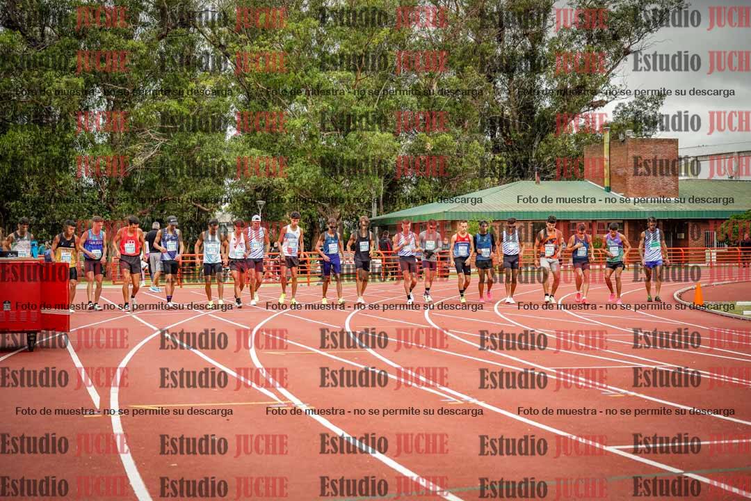 Fotos de los 1500 m llanos de varones