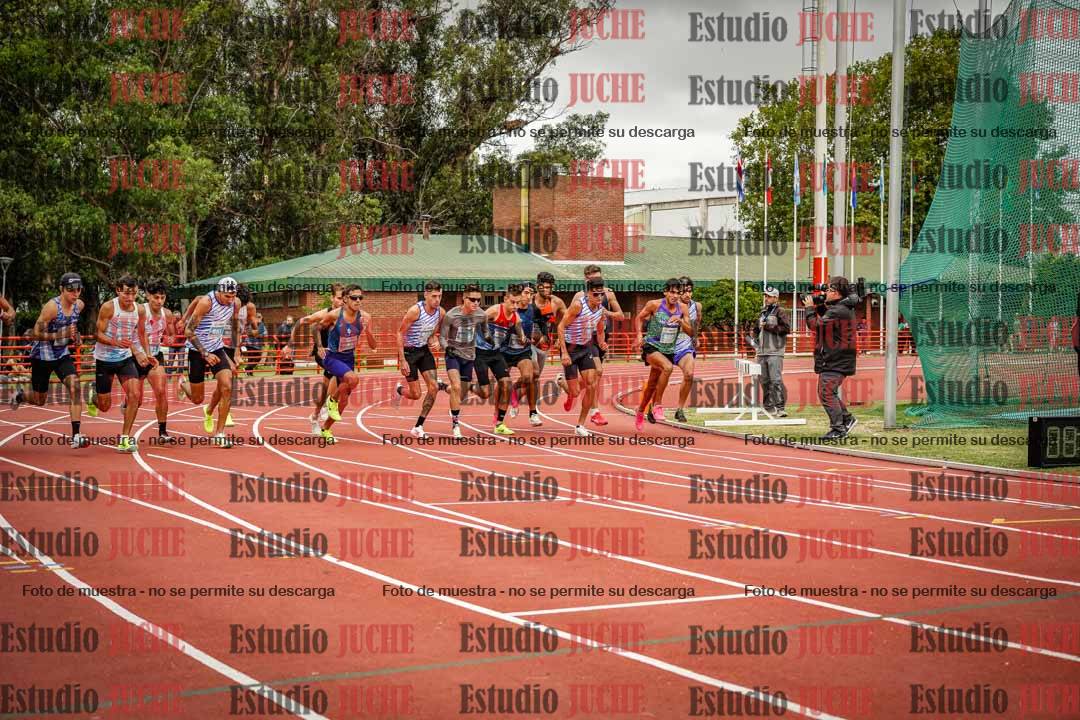 Fotos de los 1500 m llanos de varones