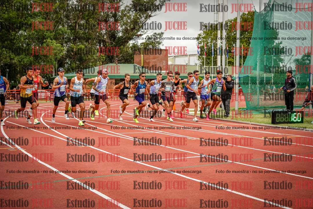 Fotos de los 1500 m llanos de varones