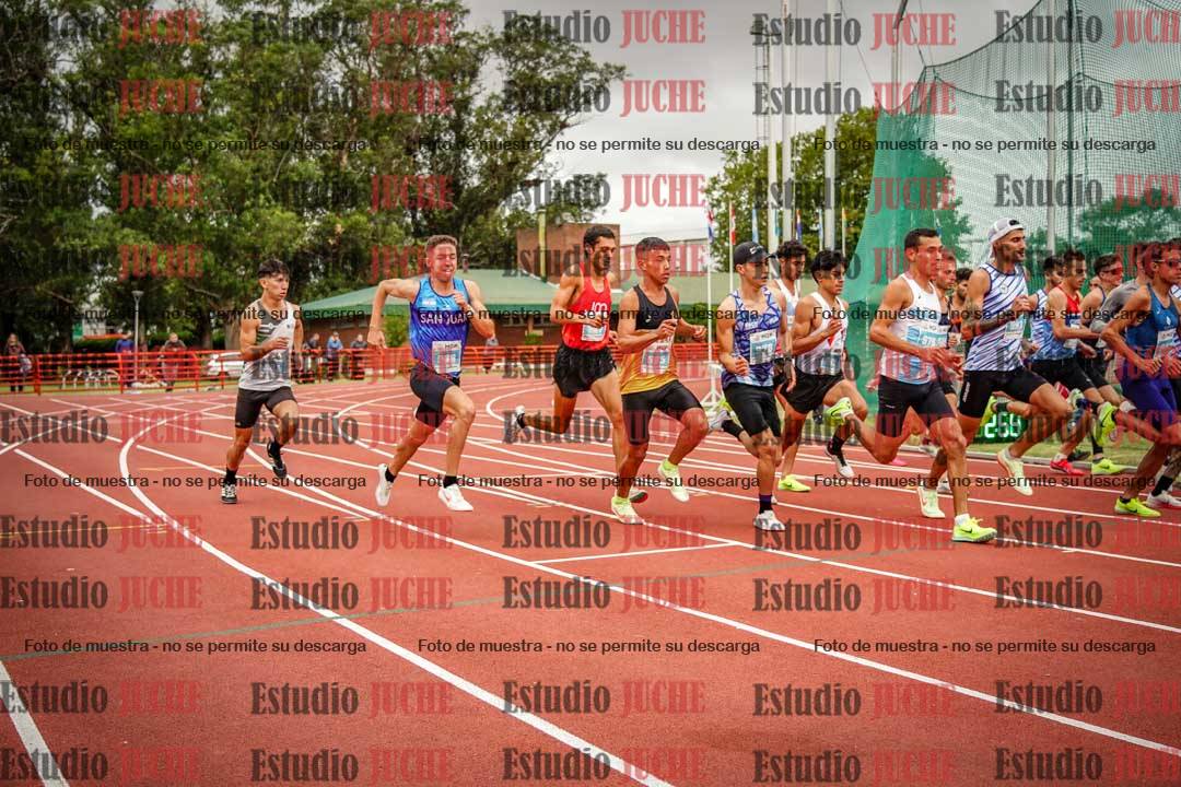 Fotos de los 1500 m llanos de varones