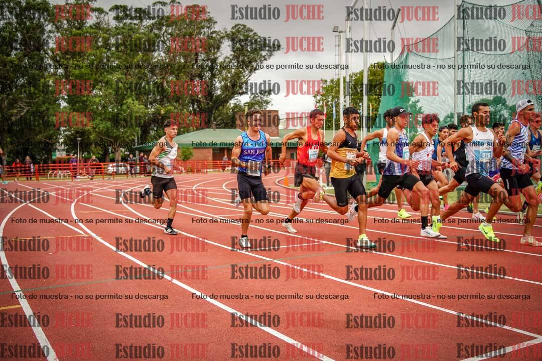 Fotos de los 1500 m llanos de varones
