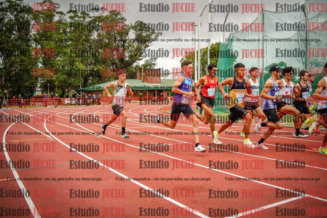 Fotos de los 1500 m llanos de varones