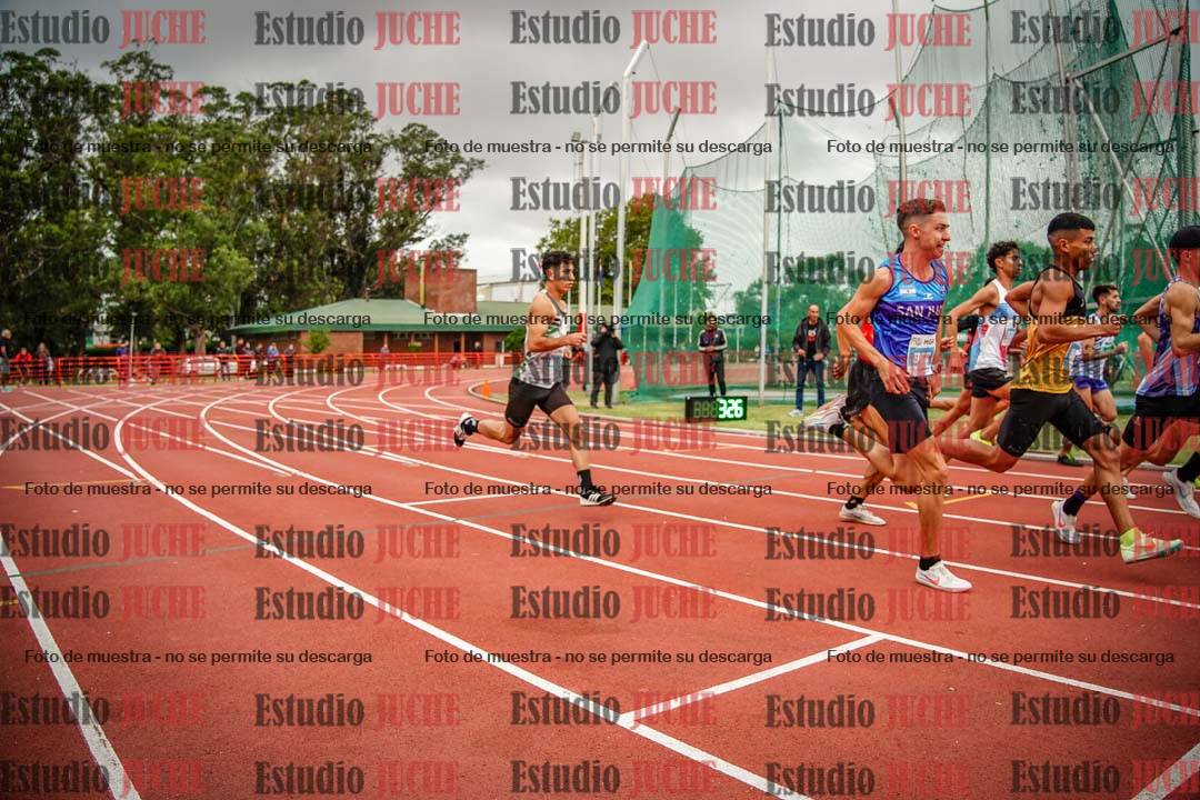 Fotos de los 1500 m llanos de varones