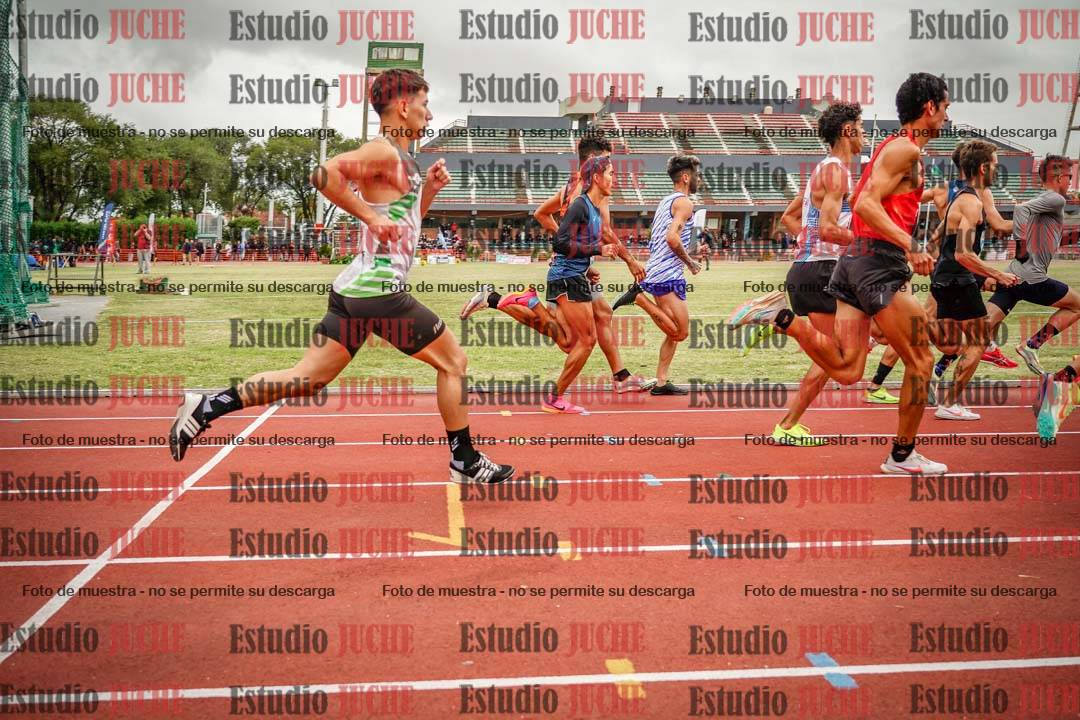 Fotos de los 1500 m llanos de varones