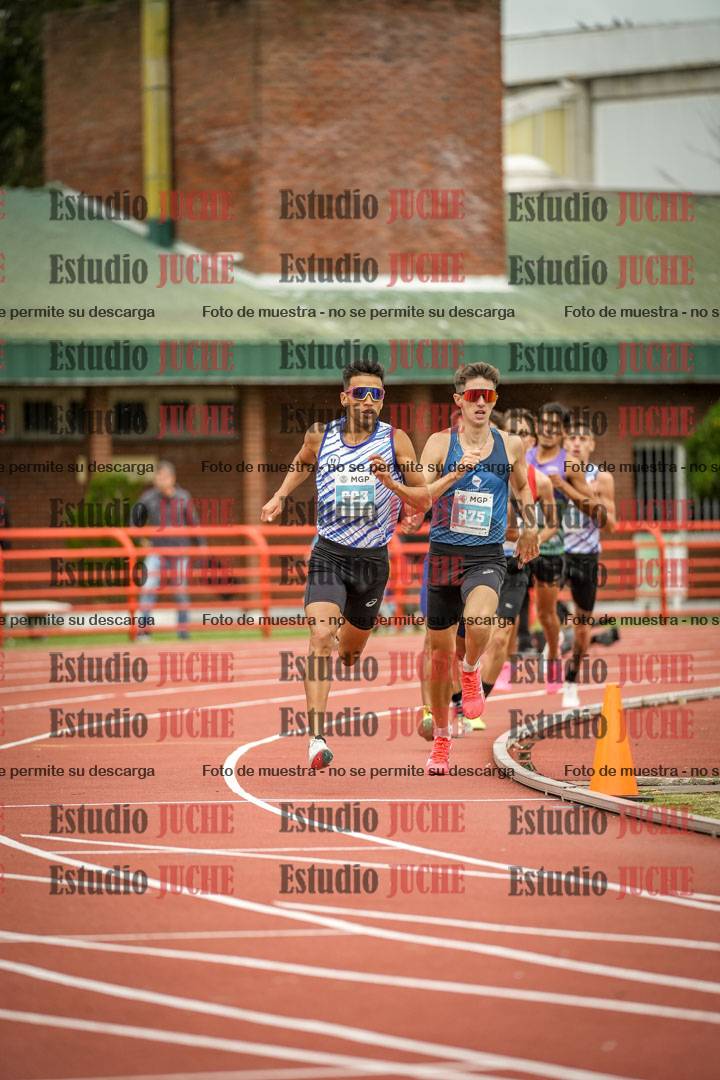 Fotos de los 1500 m llanos de varones