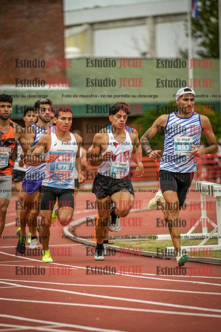 Fotos de los 1500 m llanos de varones