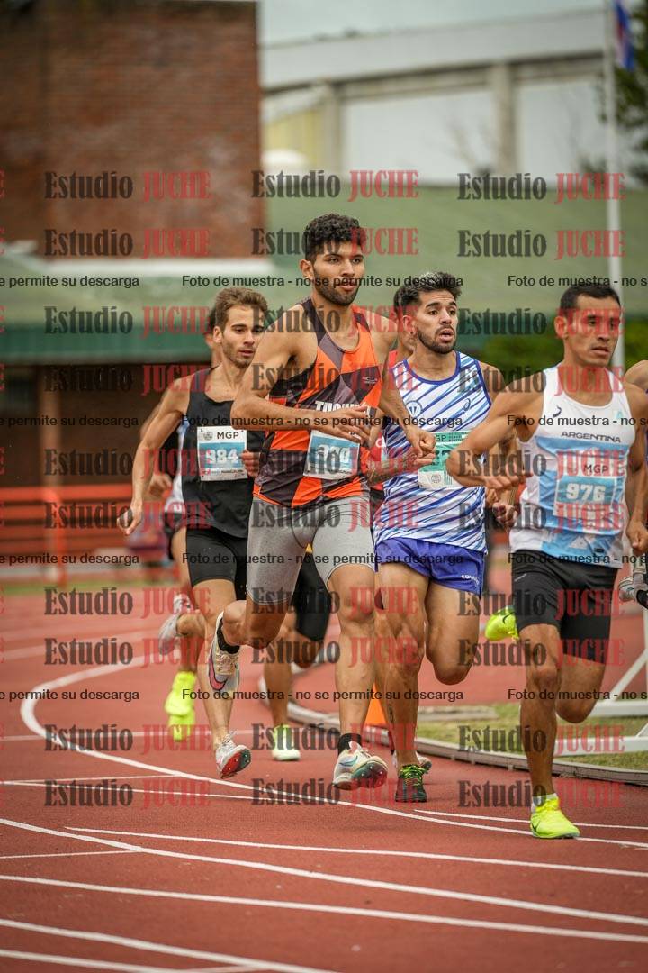 Fotos de los 1500 m llanos de varones