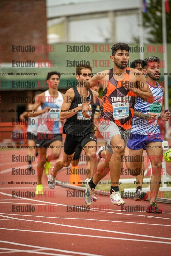 Fotos de los 1500 m llanos de varones