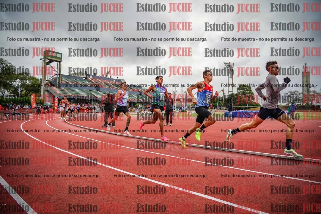 Fotos de los 1500 m llanos de varones