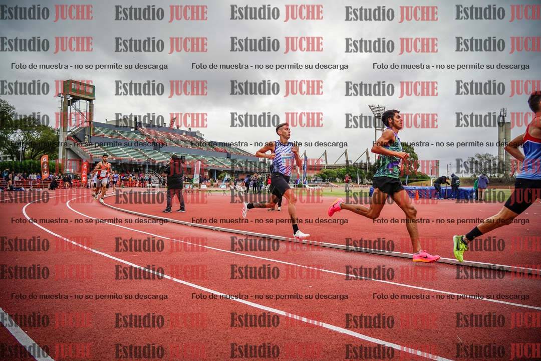 Fotos de los 1500 m llanos de varones