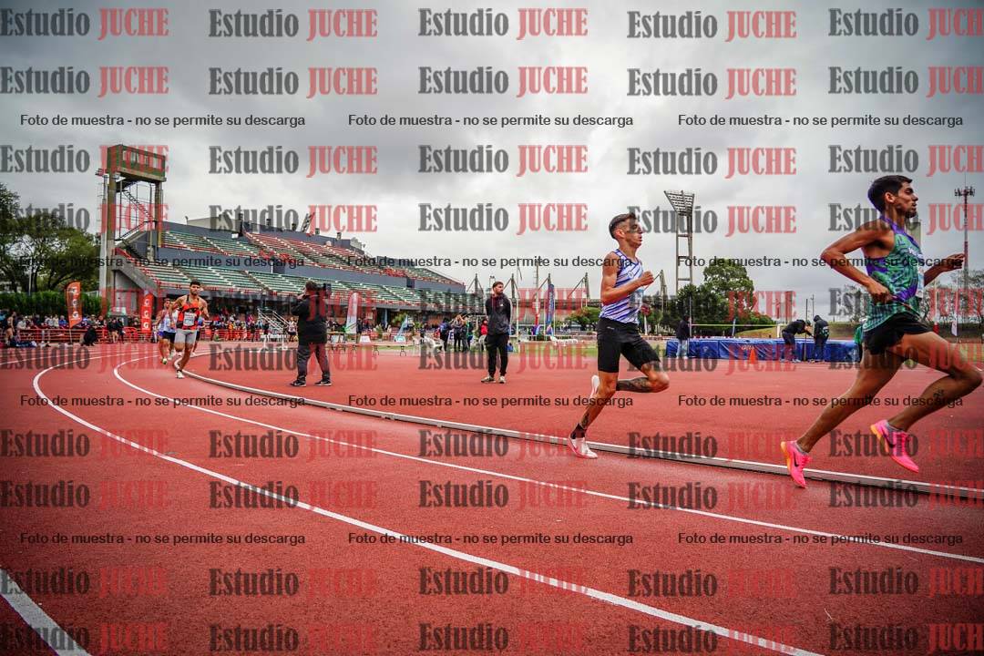 Fotos de los 1500 m llanos de varones