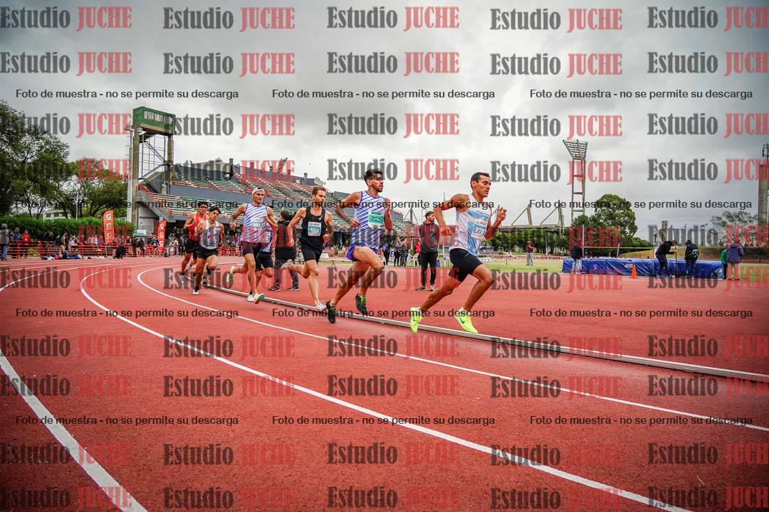 Fotos de los 1500 m llanos de varones