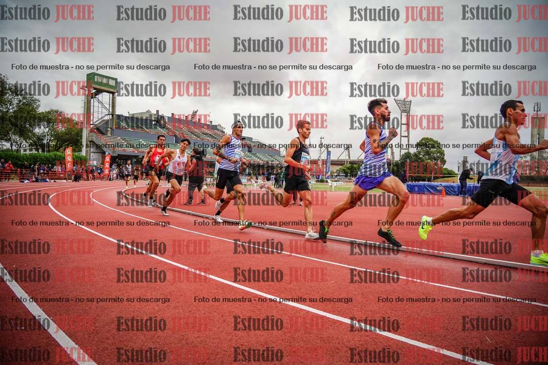 Fotos de los 1500 m llanos de varones