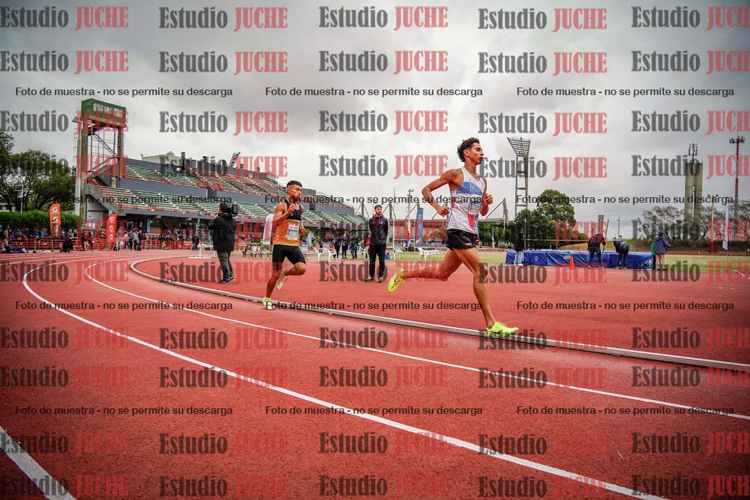 Fotos de los 1500 m llanos de varones