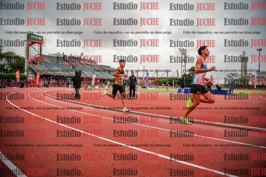 Fotos de los 1500 m llanos de varones