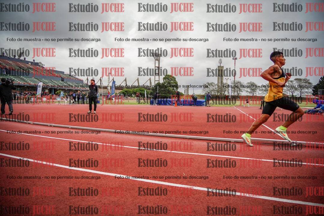 Fotos de los 1500 m llanos de varones