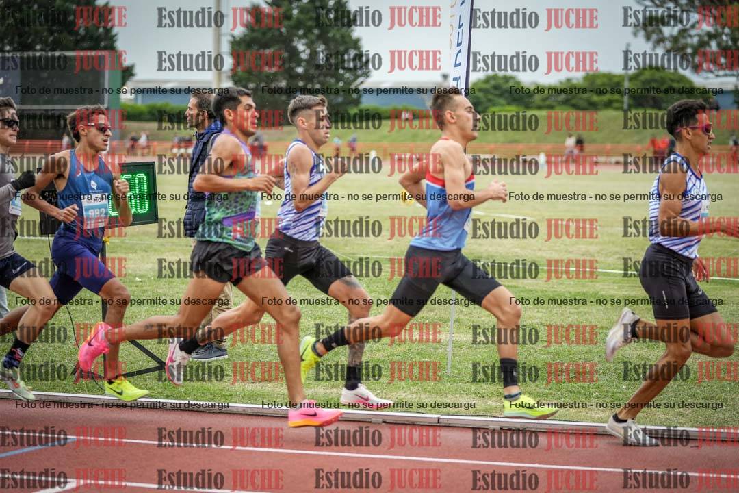 Fotos de los 1500 m llanos de varones