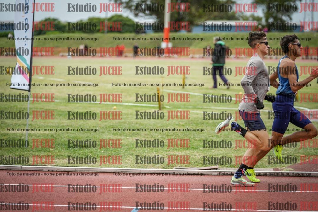 Fotos de los 1500 m llanos de varones