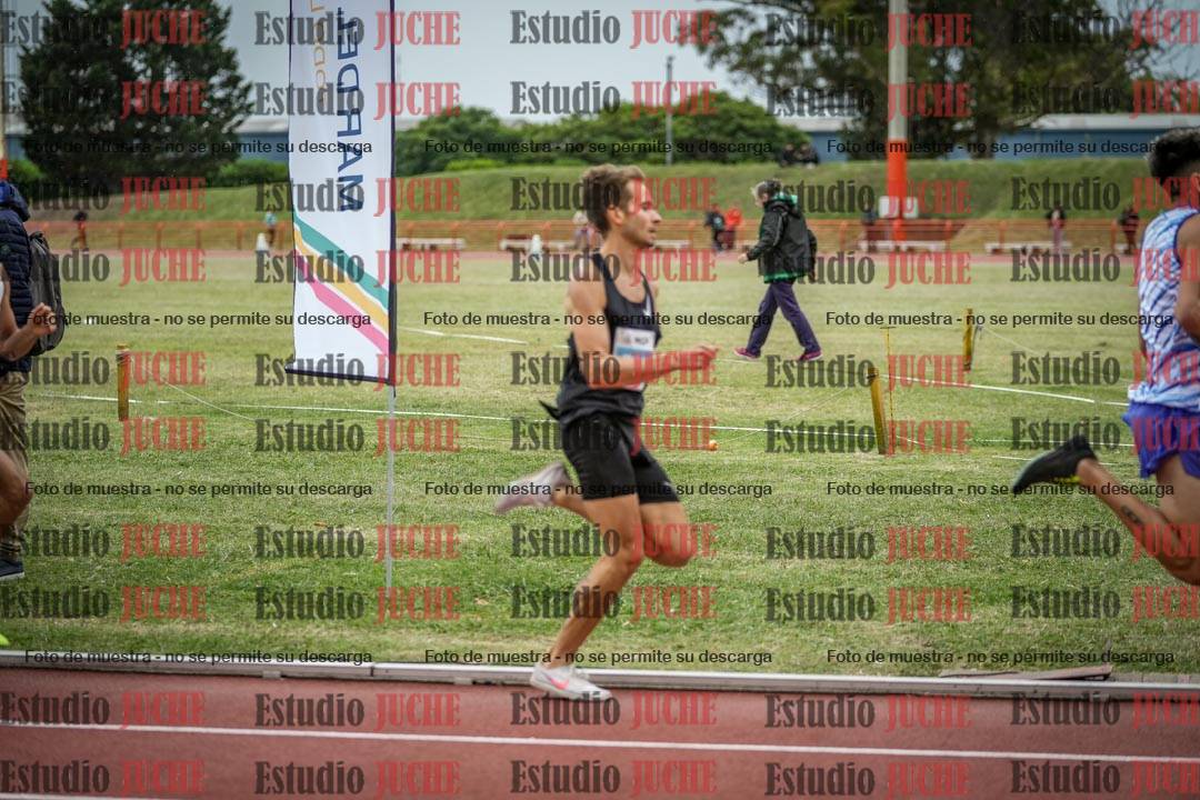 Fotos de los 1500 m llanos de varones