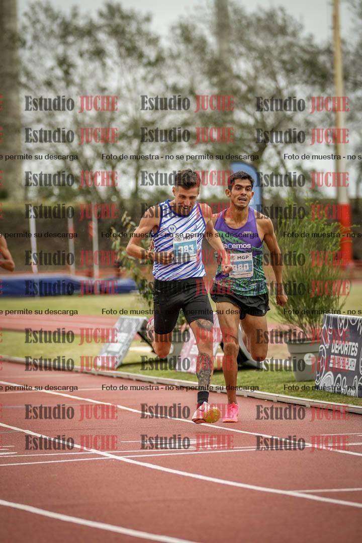 Fotos de los 1500 m llanos de varones