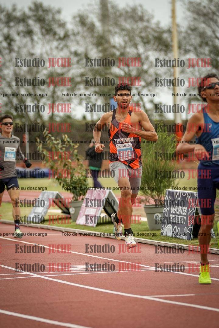 Fotos de los 1500 m llanos de varones