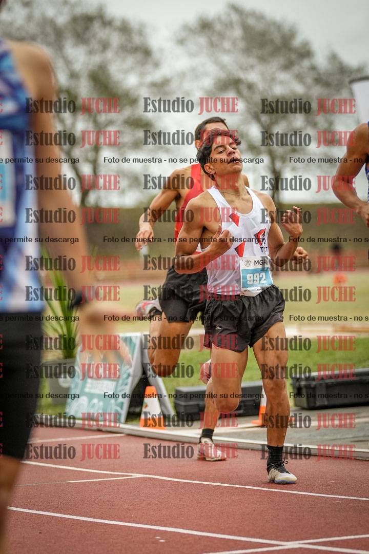 Fotos de los 1500 m llanos de varones