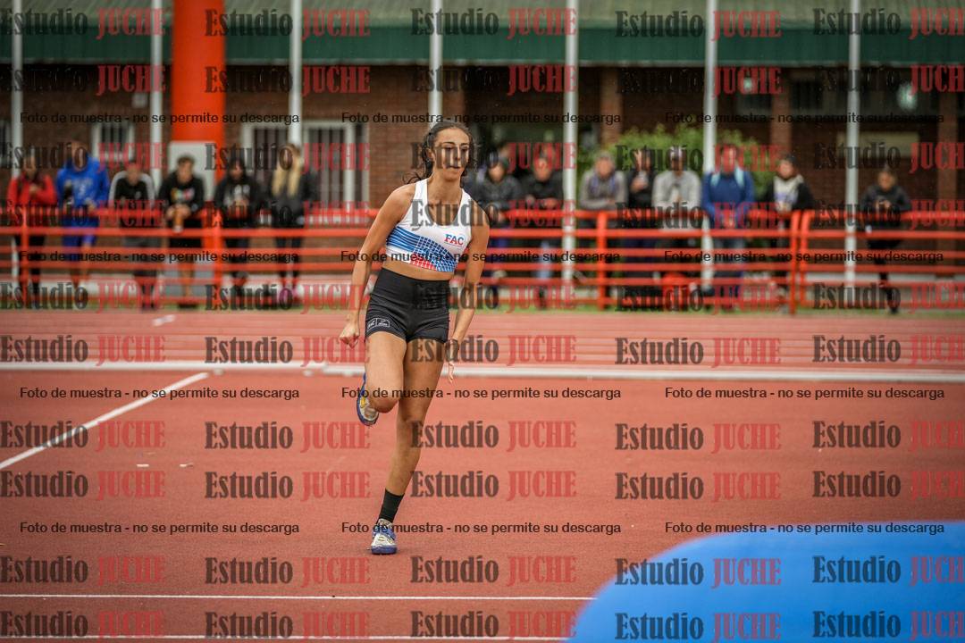 Fotos del salto en alto de mujeres - heptatlón 2