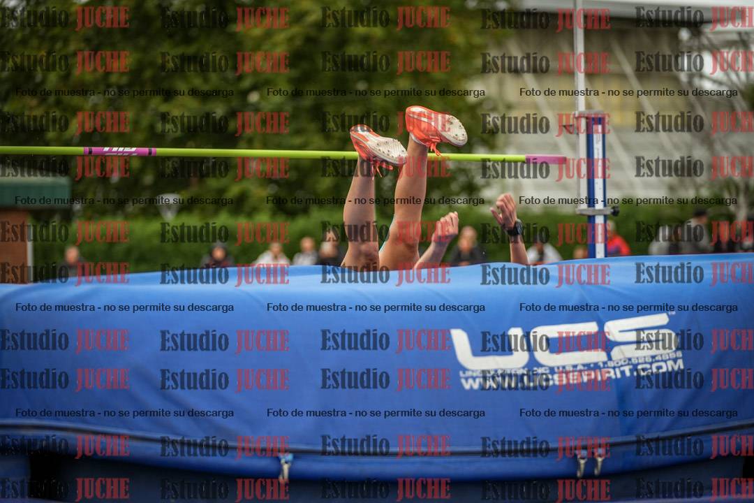 Fotos del salto en alto de mujeres - heptatlón 2