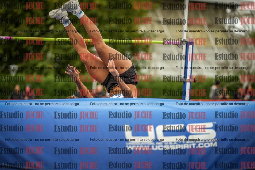 Fotos del salto en alto de mujeres - heptatlón 2