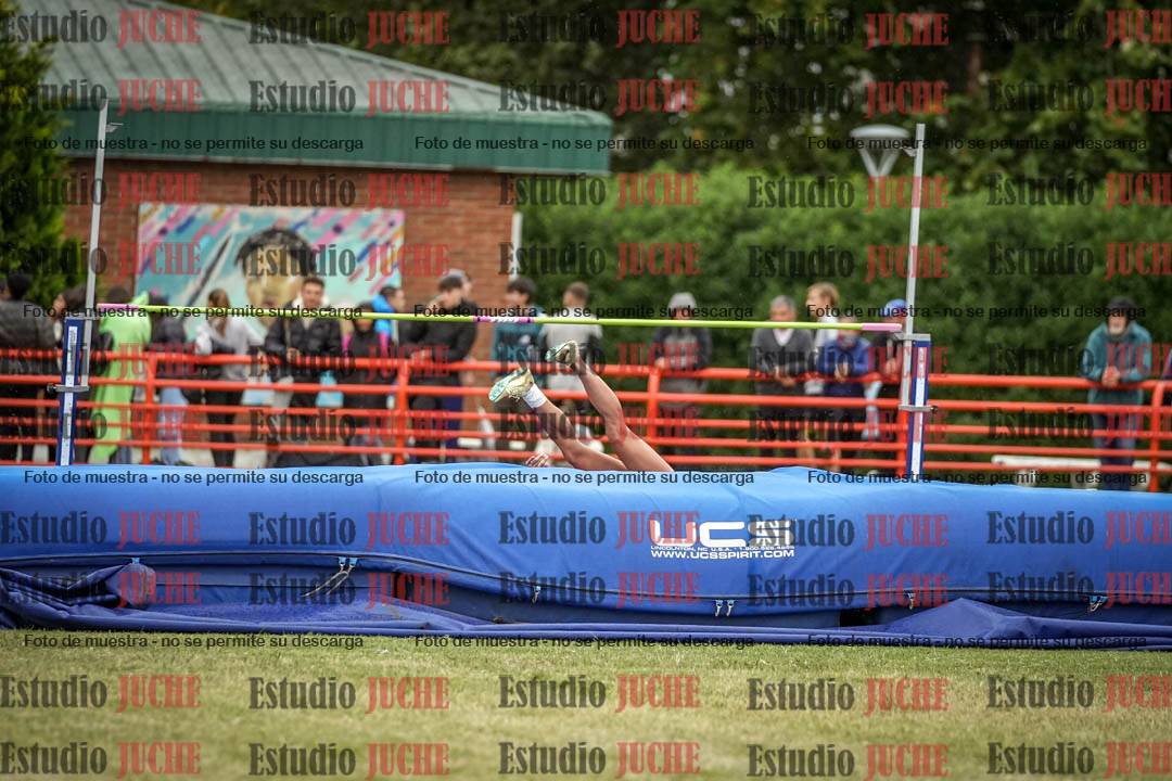 Fotos del salto en alto de mujeres - heptatlón 2