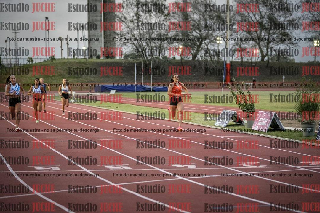 Fotos de los 200 m llanos de mujeres - heptatlón 4