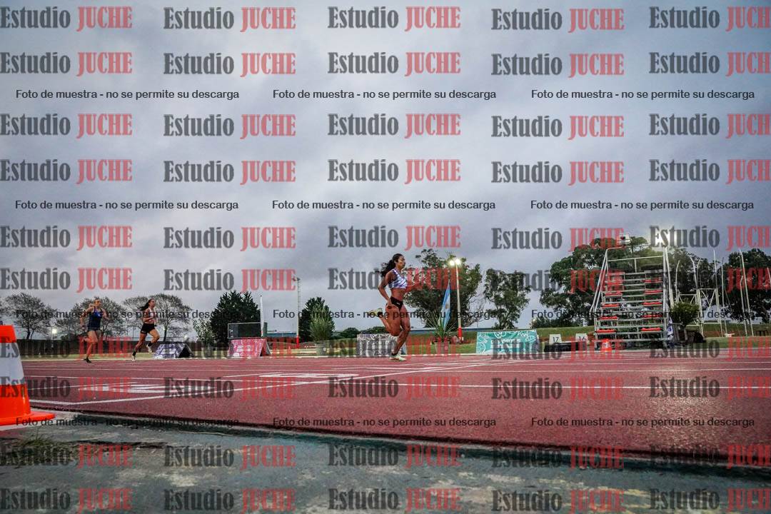 Fotos de los 200 m llanos de mujeres - heptatlón 4