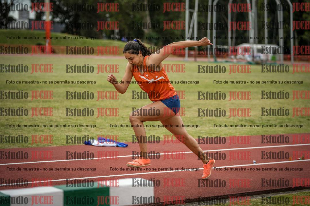 Fotos del salto en largo de mujeres - heptatlón 5
